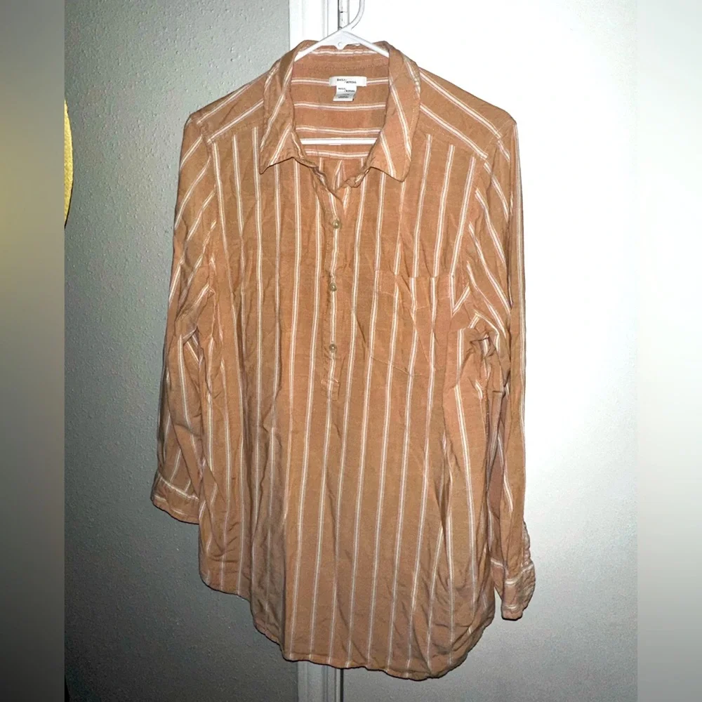 Daily Ritual lightweight shirt - Picture 1 of 5